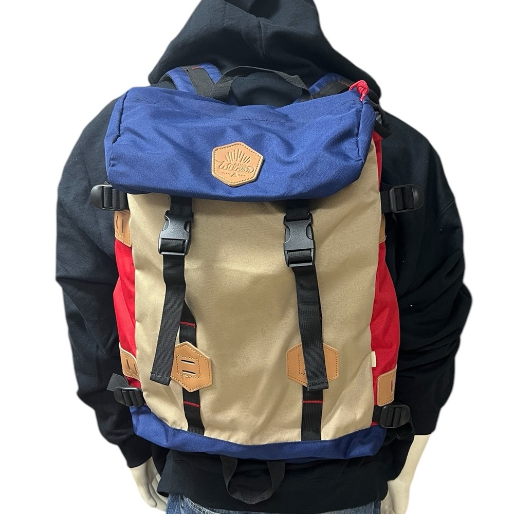 Wilder & Sons backpack excellent condition never used newer  hiking or daytrip